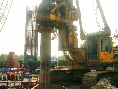 濟南齊魯黃河大橋施工現場